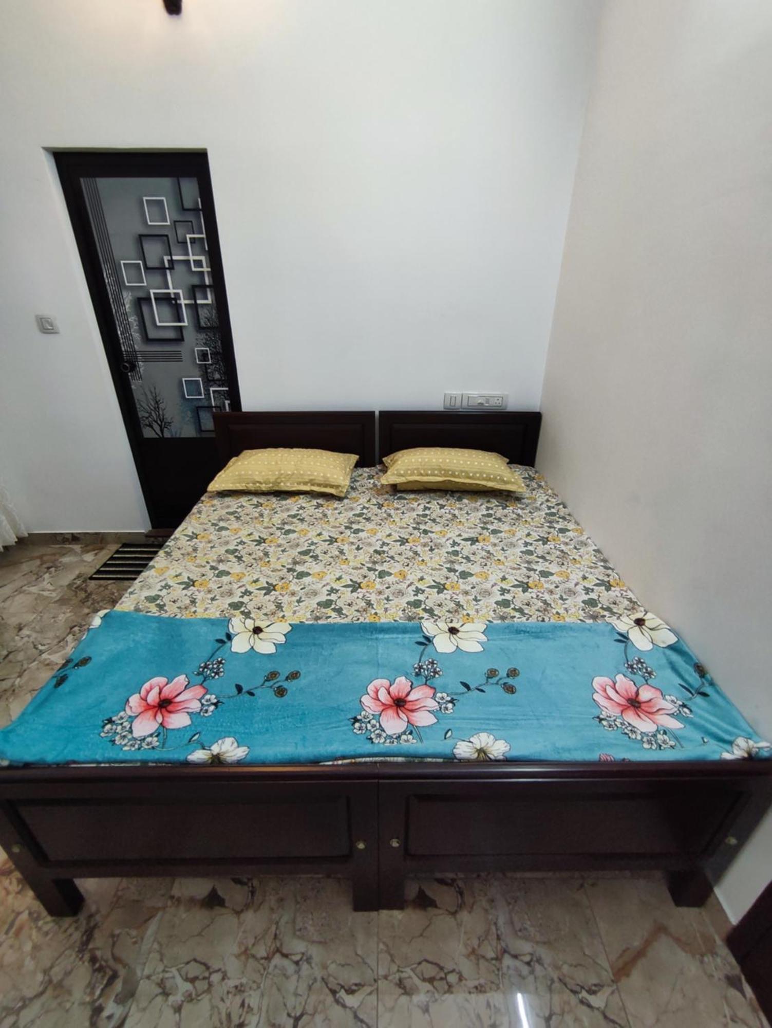 Alam Homestay Kochi Kültér fotó